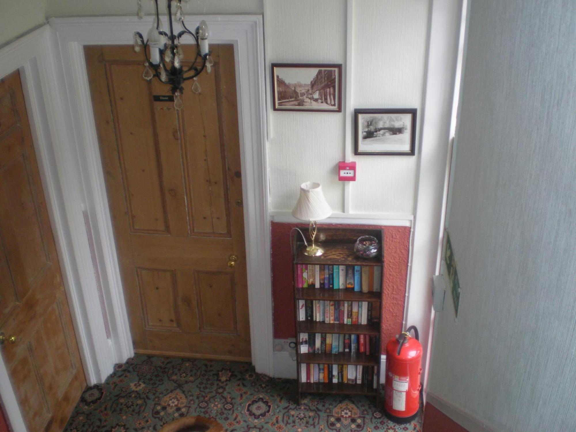 Castle House Guest House Dover Bagian luar foto